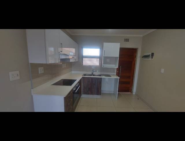 1 BEDROOM SECTIONAL TITLE FOR SALE IN UMHLANGA RIDGE